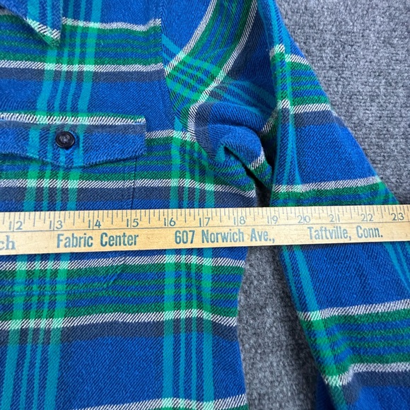 Patagonia 100% Organic Cotton Womens Plaid Flannel Size 10 - Picture 3 of 8
